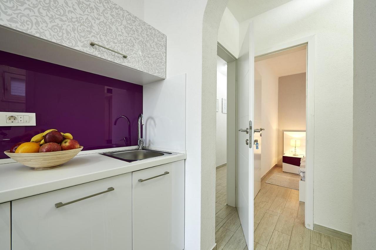 Apartments With A Parking Space Mavarstica, Ciovo - 17803 Трогир Екстериор снимка